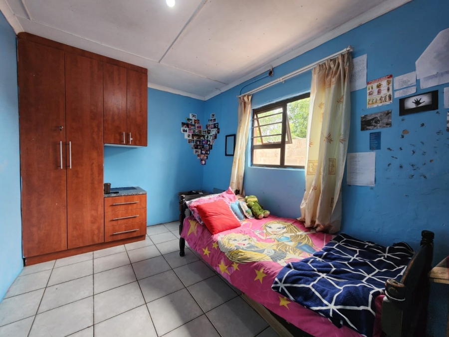 2 Bedroom Property for Sale in Pacaltsdorp Western Cape